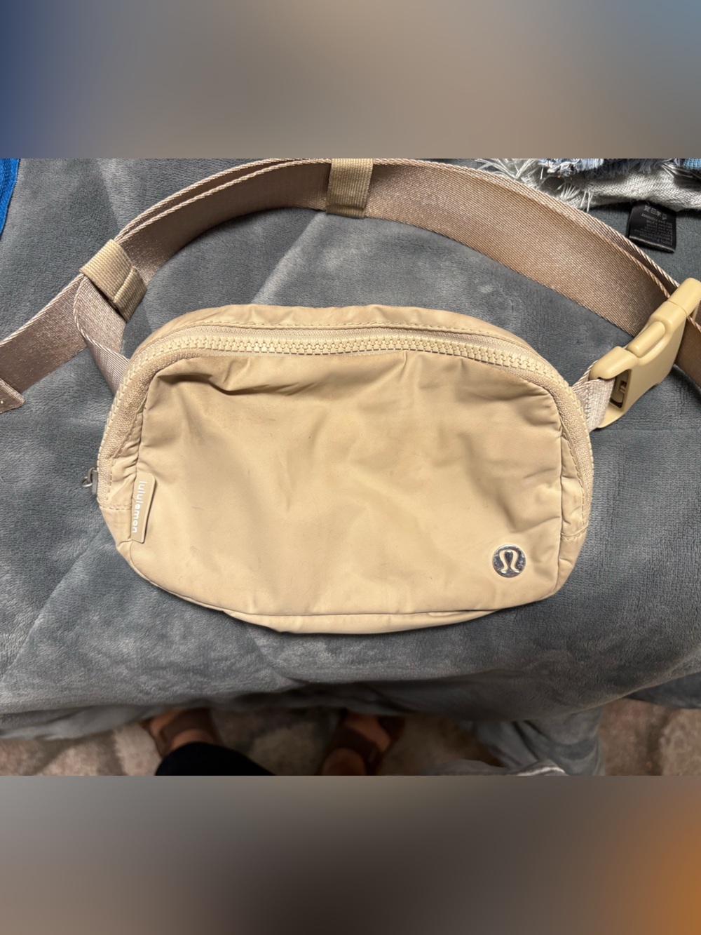 lululemon belt bag